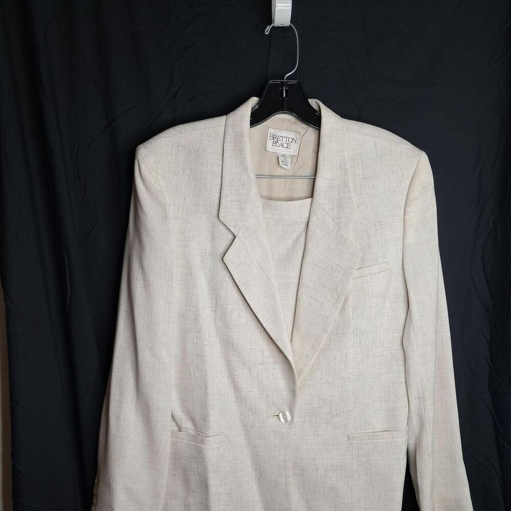 Unbranded Women's Cream and Tan Tailored-jackets
